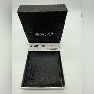 Kenneth Cole Reaction Men’s Black Genuine Leather Wallet NWT Gift Boxed